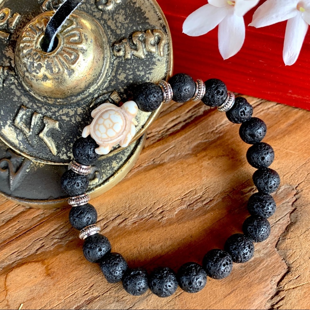 ✨BOHO TURTLE LAVA STONE DIFFUSER BRACELET
